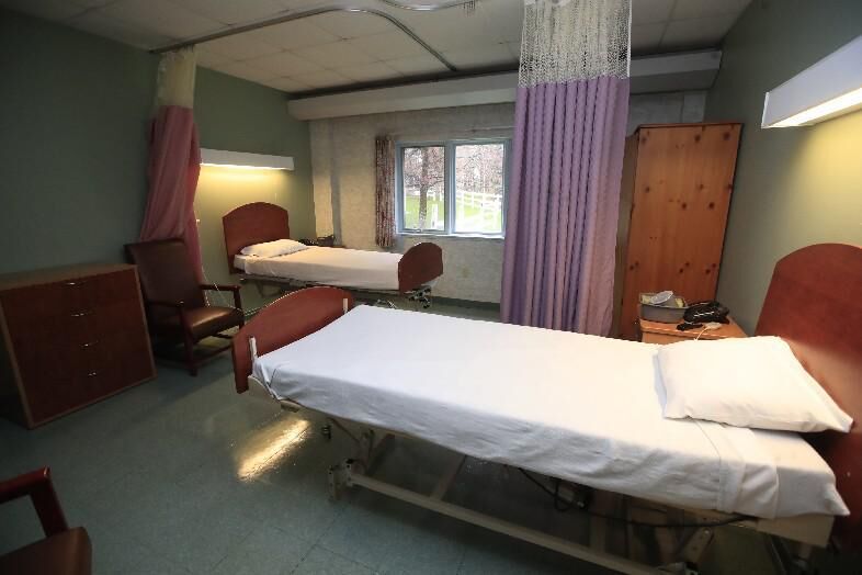 NY nursing home staffing mandate takes effect. Trade group says it's 'impossible to comply with'